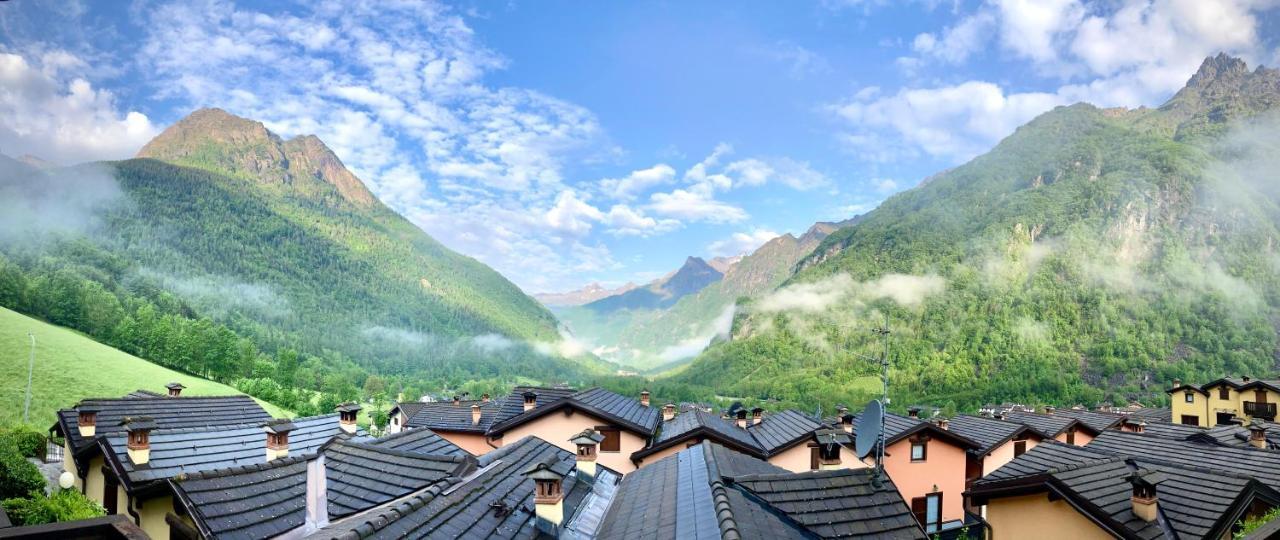 Finestra Sulle Alpi Orobie Appartement Valbondione Buitenkant foto