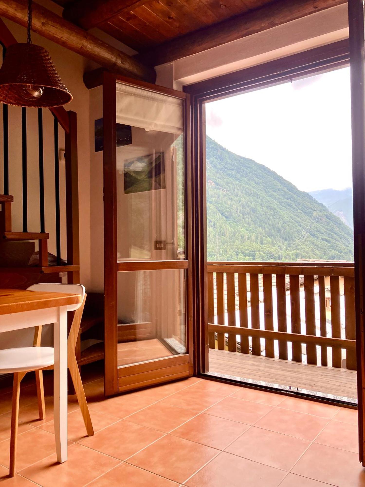 Finestra Sulle Alpi Orobie Appartement Valbondione Buitenkant foto