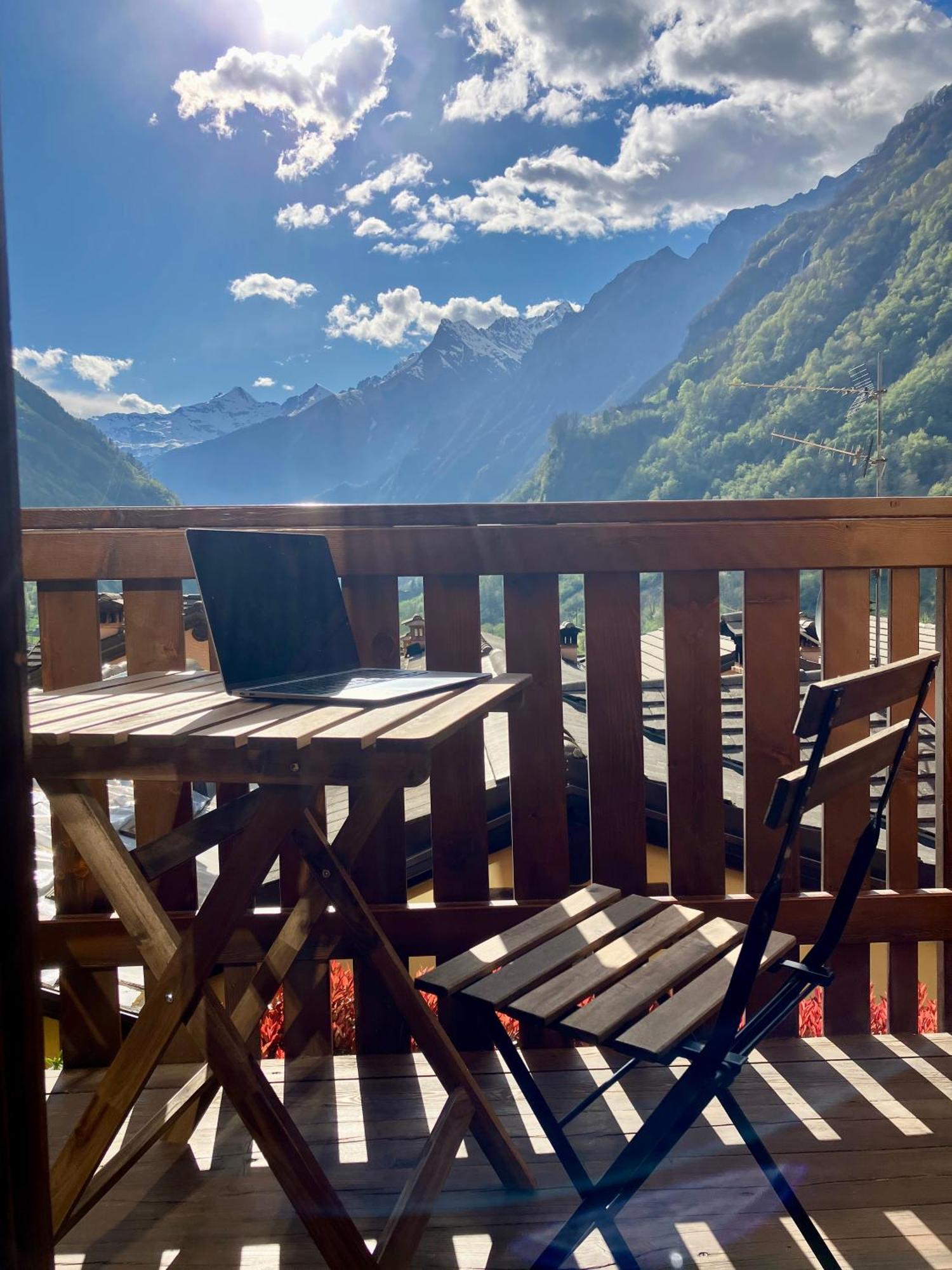 Finestra Sulle Alpi Orobie Appartement Valbondione Buitenkant foto